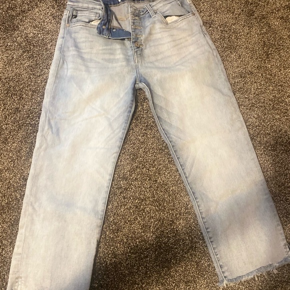 KanCan Light Wash Straight Leg Jeans - Picture 1 of 3